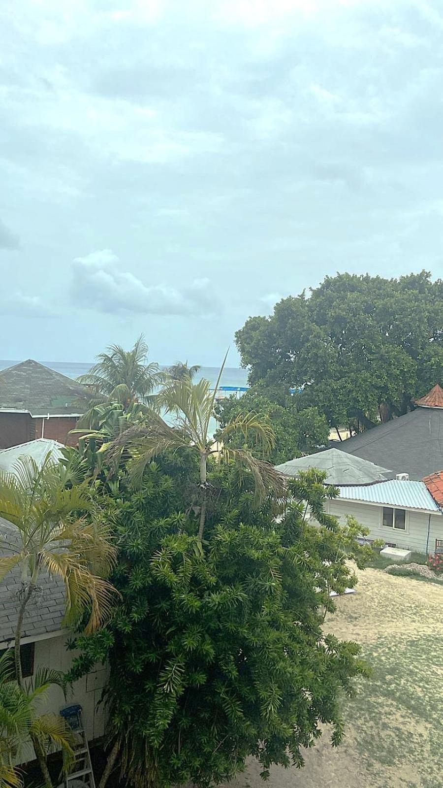 Coconut Tree West Bay Hotel Luaran gambar